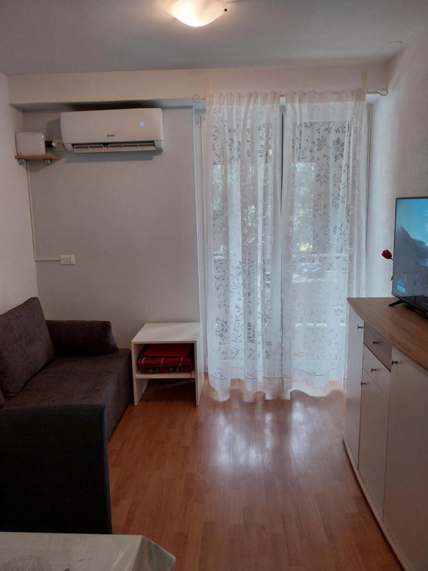 Apartment Zovko Porec Exterior photo